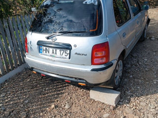 Nissan Micra foto 2