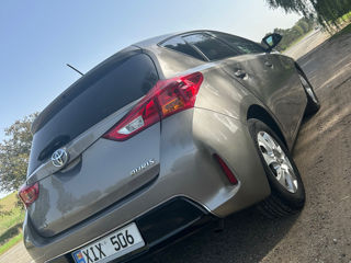 Toyota Auris foto 3