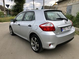 Toyota Auris foto 3