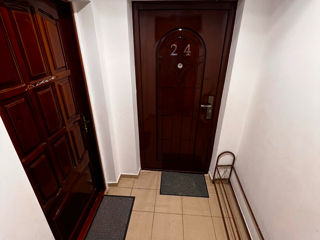 Apartament cu 3 camere, 93 m², Centru, Cimișlia foto 3