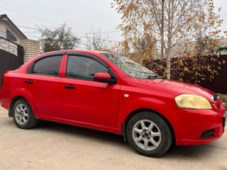 Chevrolet Aveo foto 2