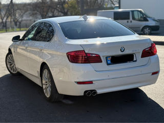 BMW 5 Series foto 4