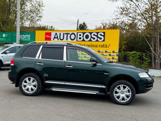 Volkswagen Touareg foto 4