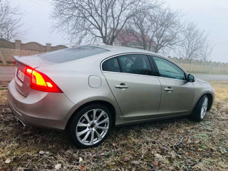 Volvo S60 foto 3