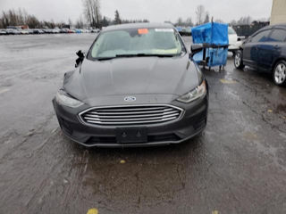 Ford Fusion foto 2