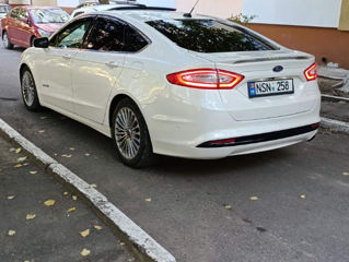 Ford Fusion foto 5