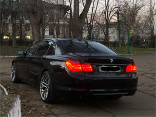 BMW 7 Series foto 3