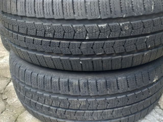 Vând 2 roti 215/60 R16C foto 7