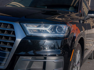 Audi Q7 foto 2