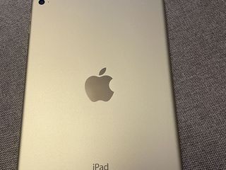 Apple iPad Mini 4 foto 3