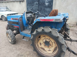 tractor iseki