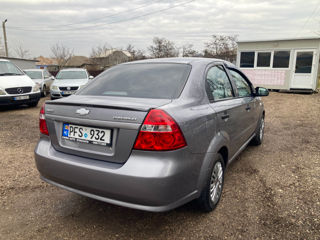 Chevrolet Aveo foto 4