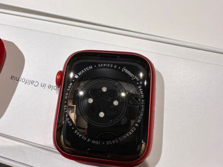 Apple Watch Series 6 44mm Red Aluminum foto 5