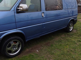 Volkswagen Transporter foto 3