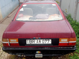 Audi 100 foto 6