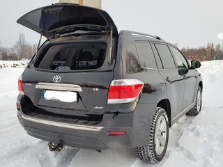 Toyota Highlander foto 9