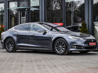 Tesla Model S foto 4