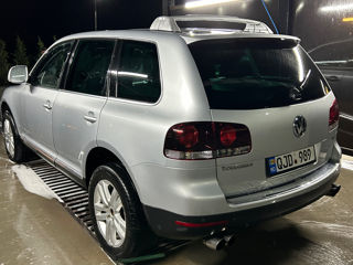 Volkswagen Touareg foto 3