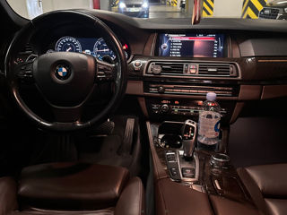 BMW 5 Series foto 8