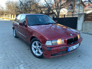 BMW 3 Series foto 5