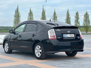 Toyota Prius foto 6