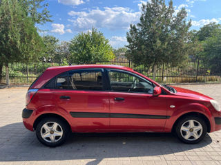 KIA Rio foto 3