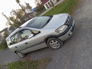 Opel Zafira foto 5