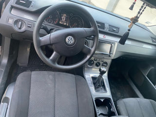 Volkswagen Passat foto 3