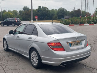 Mercedes C-Class foto 8