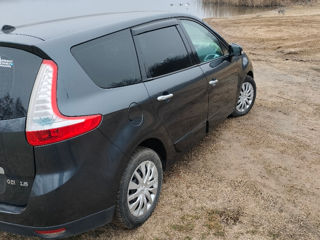 Renault Grand Scenic foto 6