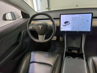 Tesla Model 3 foto 5