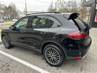 Porsche Cayenne foto 3