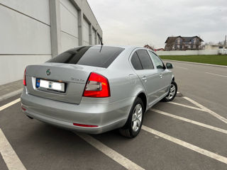 Skoda Octavia foto 3