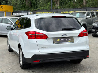 Ford Focus foto 6