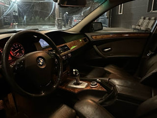 BMW 5 Series foto 7