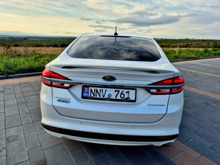 Ford Fusion foto 4