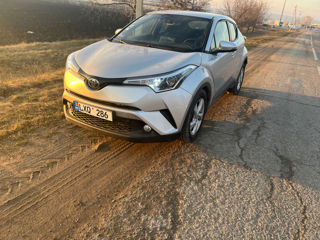 Toyota C-HR foto 3