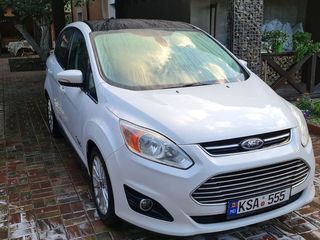 Ford C-Max foto 1