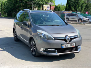 Renault Grand Scenic foto 2