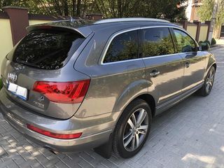 Audi Q7 foto 7