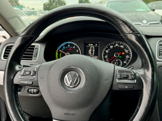 Volkswagen Jetta foto 8