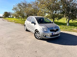 Toyota Yaris foto 7