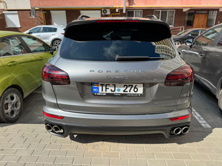 Porsche Cayenne foto 4