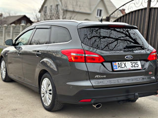 Ford Focus foto 3