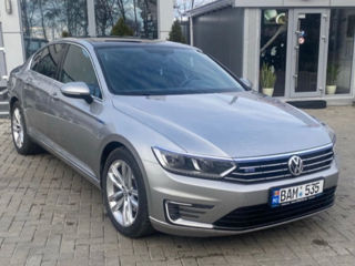 Volkswagen Passat foto 2