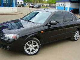 Nissan Almera foto 2