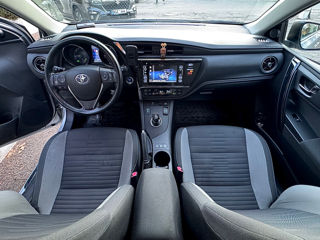 Toyota Auris foto 7