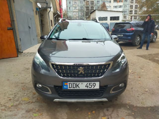 Peugeot 2008 foto 6