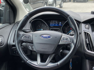 Ford Focus foto 9