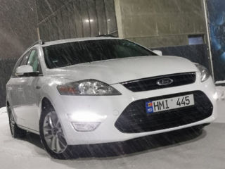 Ford Mondeo foto 6